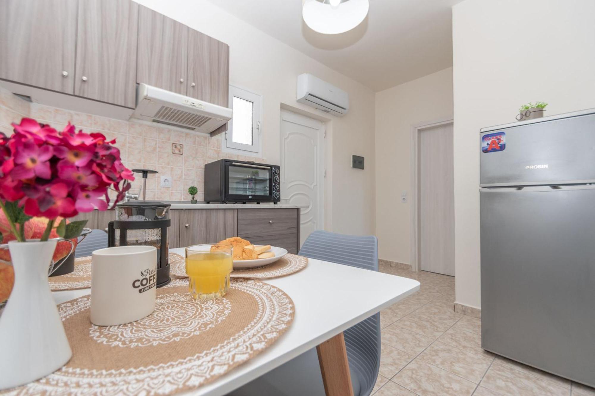 Kamara Apartments Alykanas  Eksteriør billede