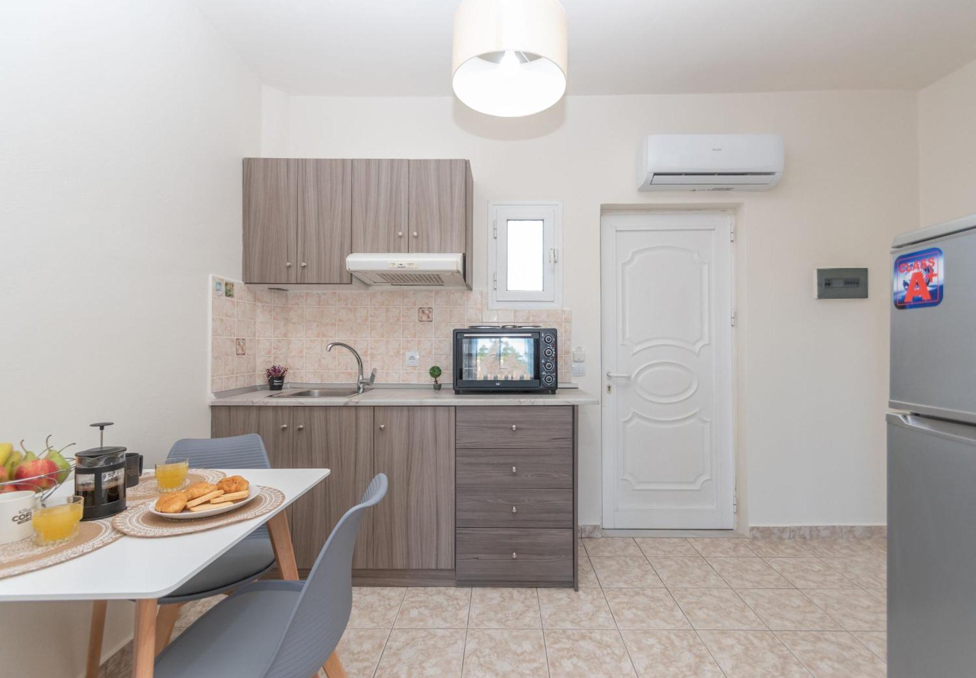 Kamara Apartments Alykanas  Eksteriør billede